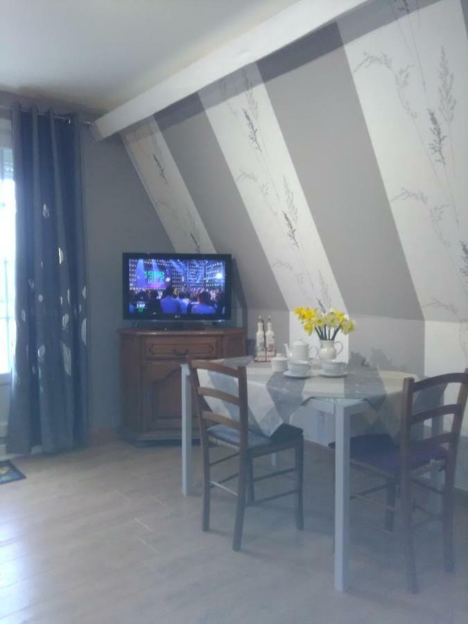 Appartement Chez Nicole à Marconne Extérieur photo